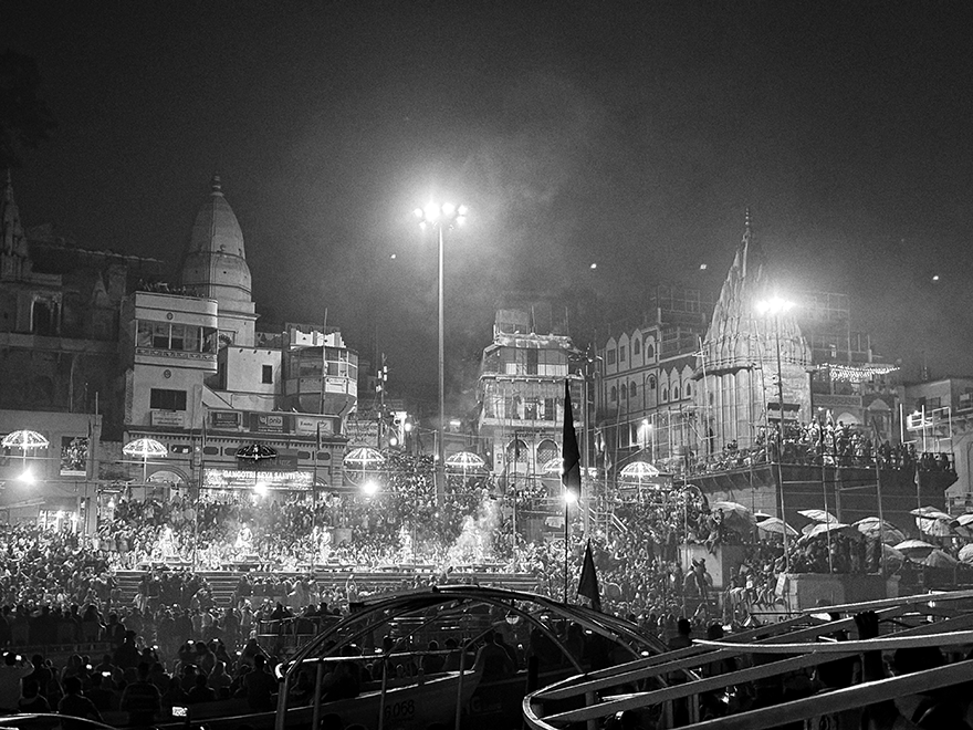 Ganga Aarti, Ghats